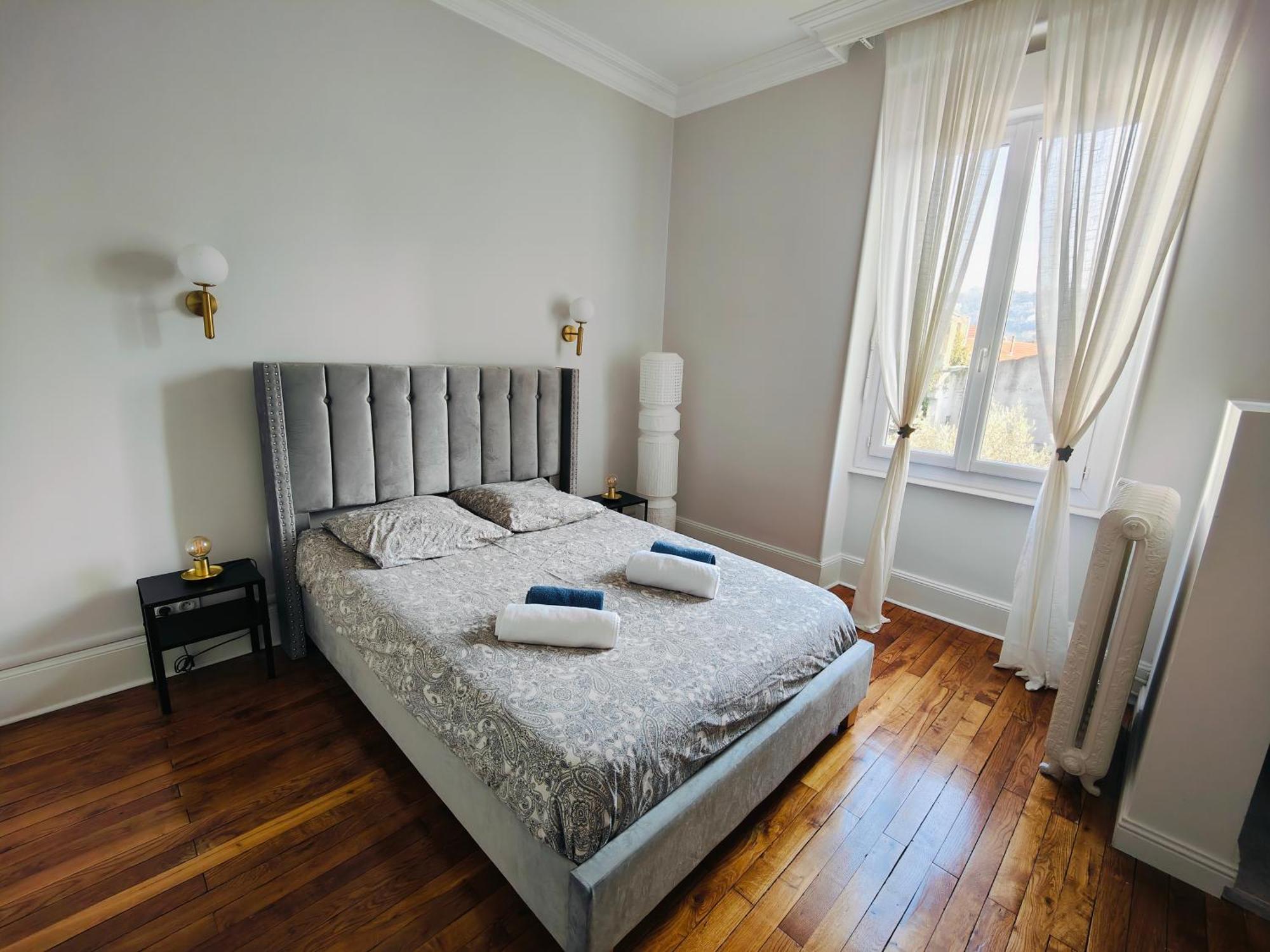 Self-Checkin Town House - Rooms To Rent In A Beautiful Modern Town House - Not A Hotel - Location De Chambres Avec Arrivee En Autonomie - Extra Fee For Sheets And Towels - Private Parking - Check Your Plateform Inbox And Follow Check-In Instructions Saint-Romain-en-Gal Dış mekan fotoğraf