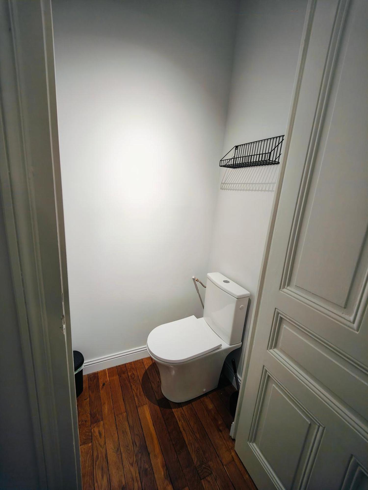 Self-Checkin Town House - Rooms To Rent In A Beautiful Modern Town House - Not A Hotel - Location De Chambres Avec Arrivee En Autonomie - Extra Fee For Sheets And Towels - Private Parking - Check Your Plateform Inbox And Follow Check-In Instructions Saint-Romain-en-Gal Dış mekan fotoğraf